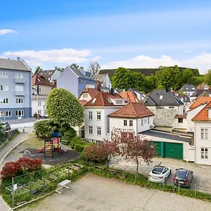 Apartamento Behind Bryggen - Renovated - Budget Friendly, Bergen